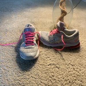 ASICS women’s running GT 1000